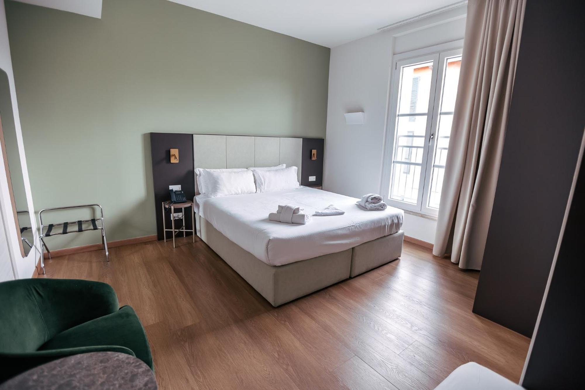 Hotel Arilica Peschiera del Garda Buitenkant foto